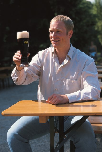 35.2_picknick_ausflug_weissbier