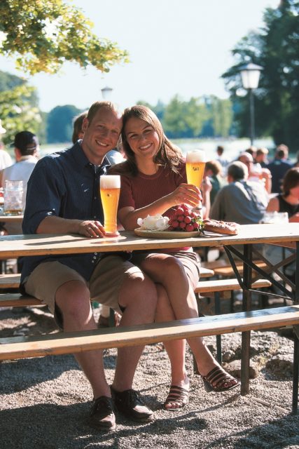 44_biergarten_weizen_hell