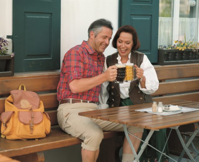 50_biergarten_doppelb_helles