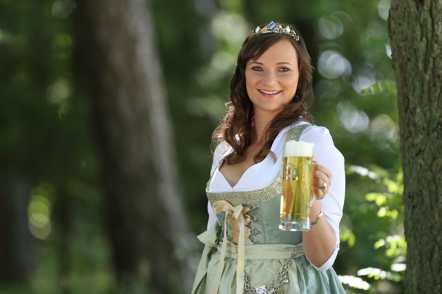BayerBierKoenigin2014-2015_Tina-ChristinRueger_Helles-04