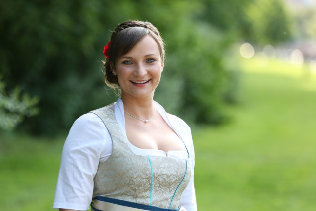 Tina-Christin Rüger-Bayerische Bierkönigin 2014_02
