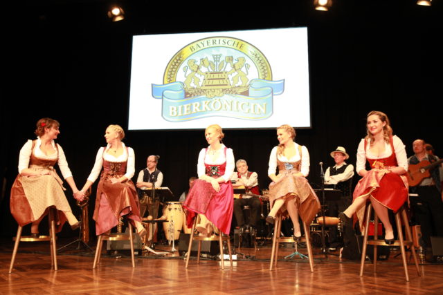 Tina-Christin Rüger_Marie-Theres Waldenfels_Christine Lang_Andrea Lechleiter_Andrea Lindner(vlnr)