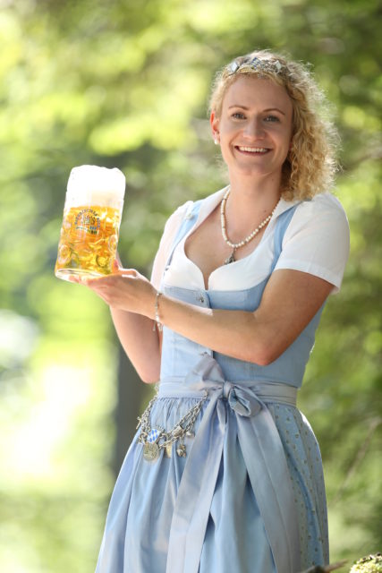 BayerBierkoenigin2018-19_Johanna Seiler_Maß-13