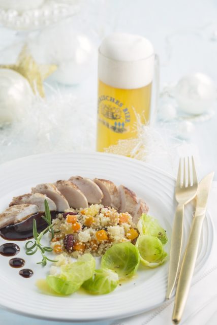 Kaninchenrücken mit Biersauce_Gemüse-Couscous_Rosenkohlblätter