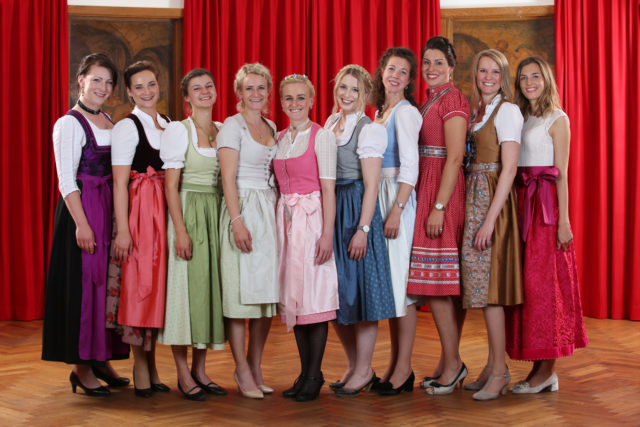 Alle Bayerischen Bierköniginnen-3