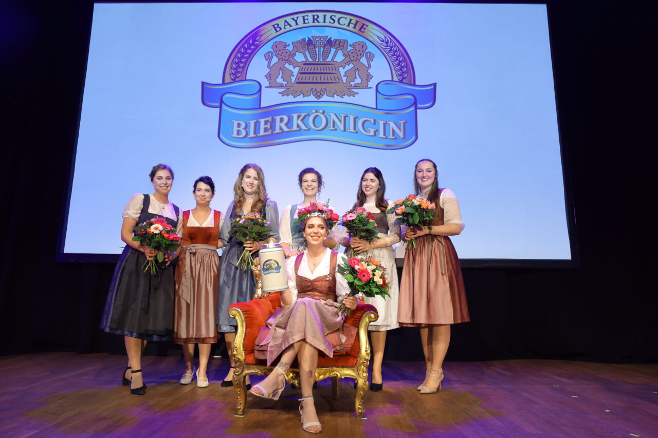 Anna Winkler aus Unterfranken ist die neue Bayerische Bierkönigin 2025/ ... Anna Winkler aus Unterfranken ist die neue Bayerische Bierkönigin 2025/ ...